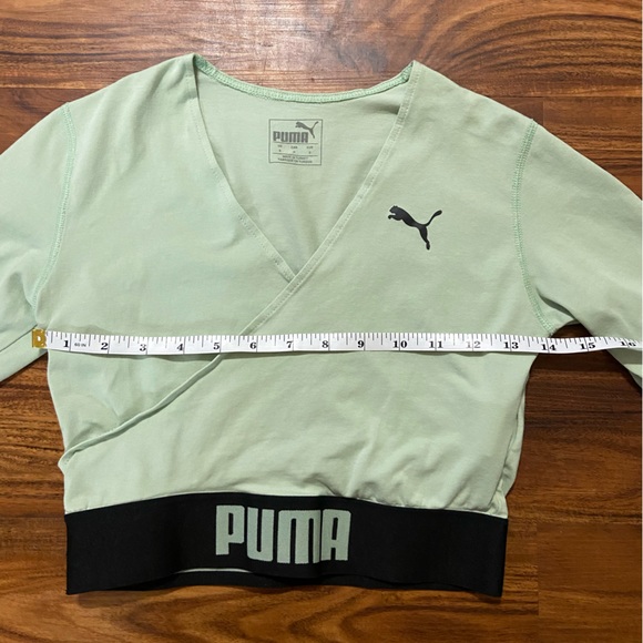 Puma Crop Top - Picture 2 of 4